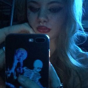 Meet your Posher, Paris